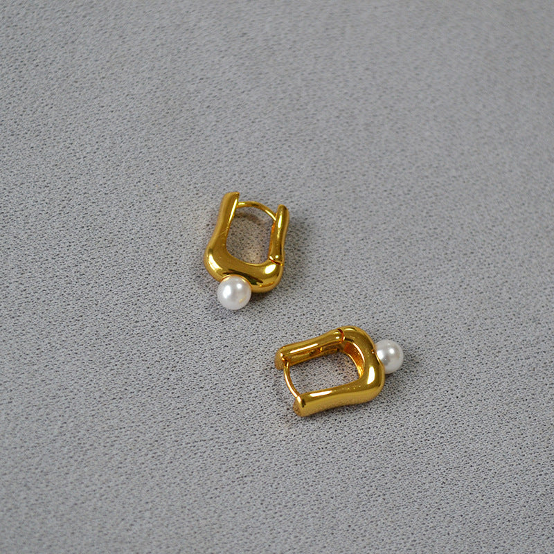 Delicate Artisan Pearl Earring