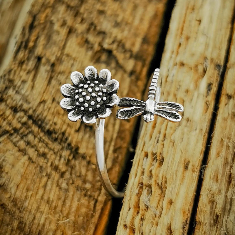 Classic Ring with Timeless Appeal