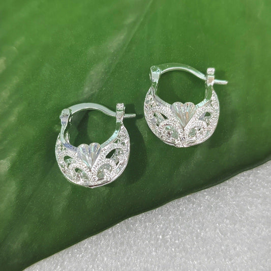 Vintage Handmade Earring