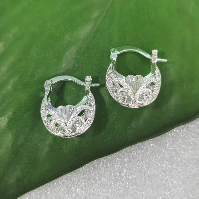 Vintage Handmade Earring