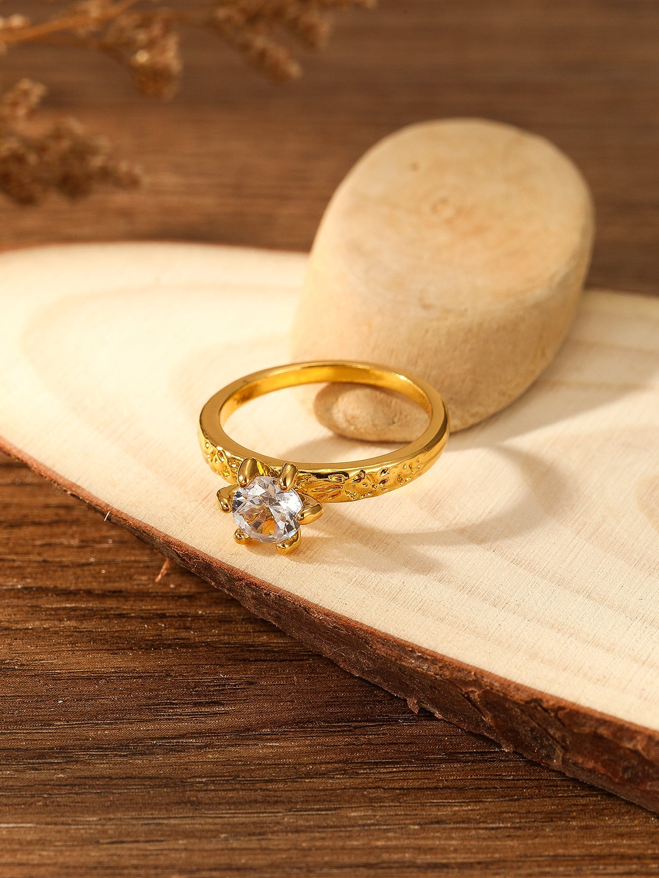 Stunning Ring for Daily Wear