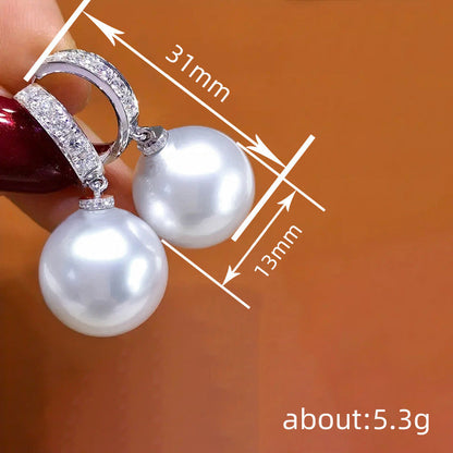 Charming Piece for Any Occasion