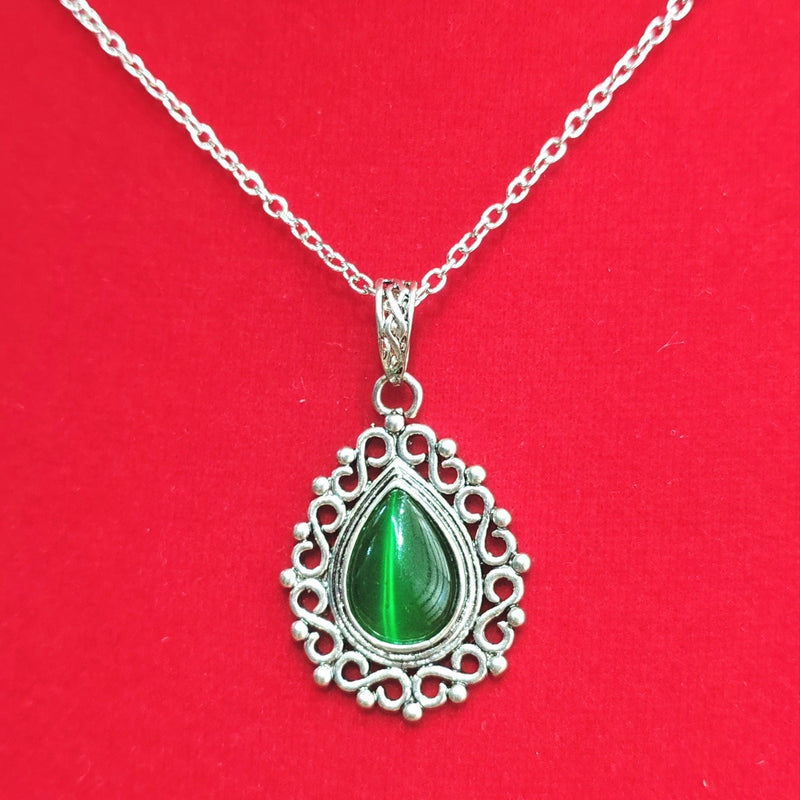 Stunning Necklace for Daily Wear