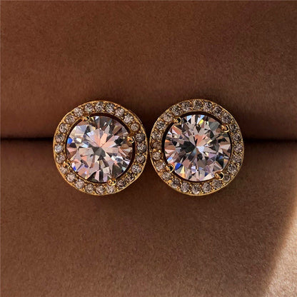 Classic Earring with Timeless Appeal
