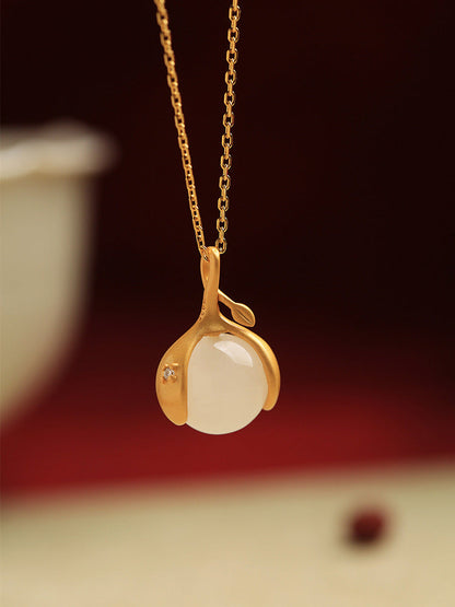 Beautiful Gold Necklace with Unique Style