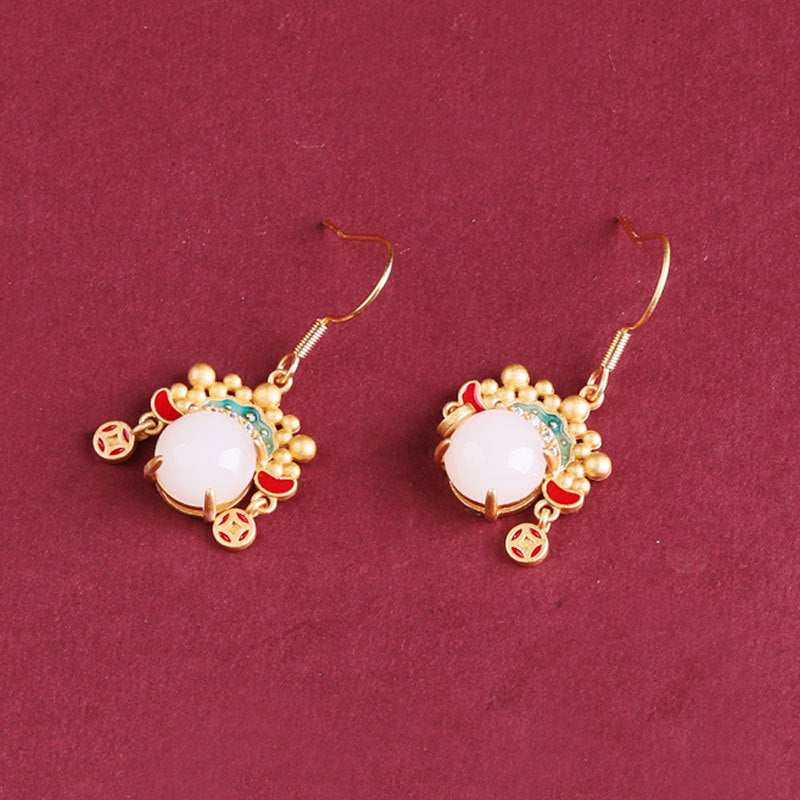 Charming Gold Earring for Any Occasion