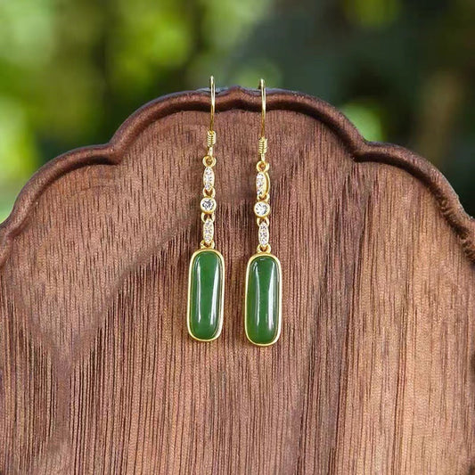 Elegant Silver Earring for Every Occasion