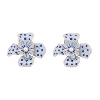 Classic Pearl Set with Timeless Appeal