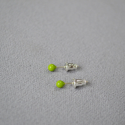 Charming Silver Earring for Any Occasion