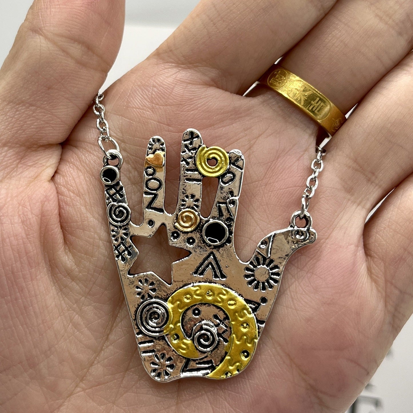 Charming Necklace for Any Occasion