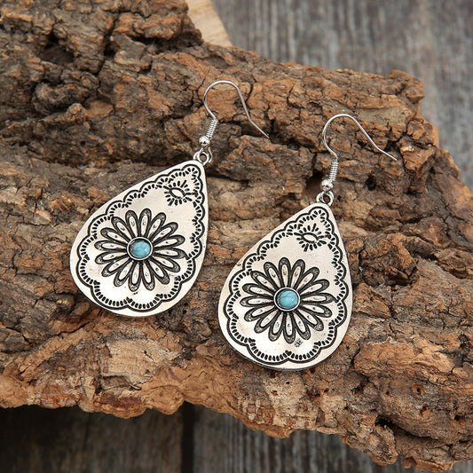 Classic Earring with Timeless Appeal