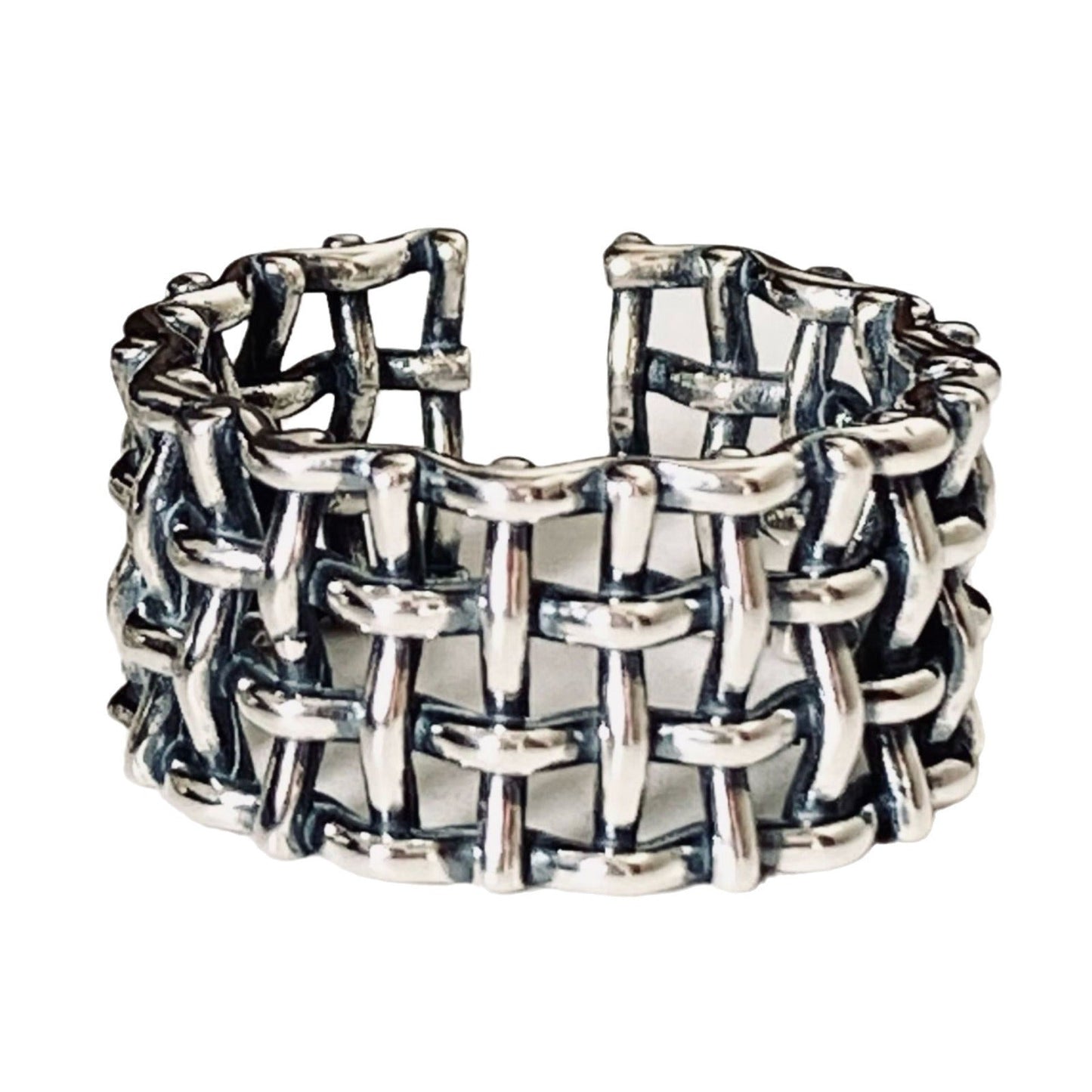 Stunning Silver Ring for Daily Wear
