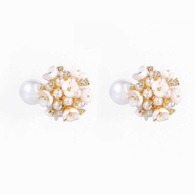 Classic Pearl Earring with Timeless Appeal