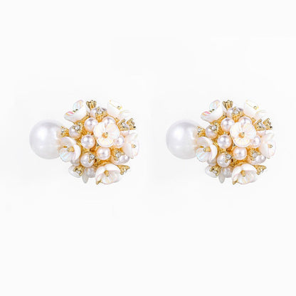 Classic Pearl Earring with Timeless Appeal