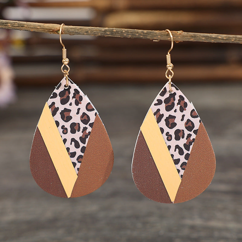 Romantic Gold Earring for Special Moments