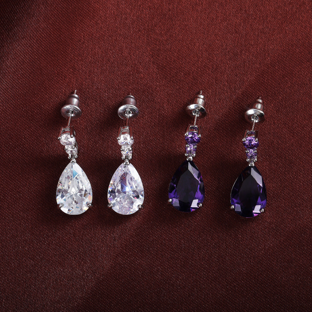 Charming Earring for Any Occasion