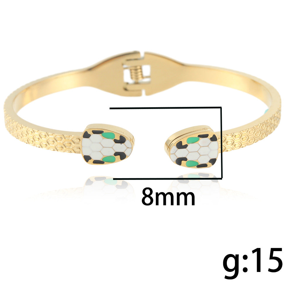 Beautiful Bracelet with Unique Style