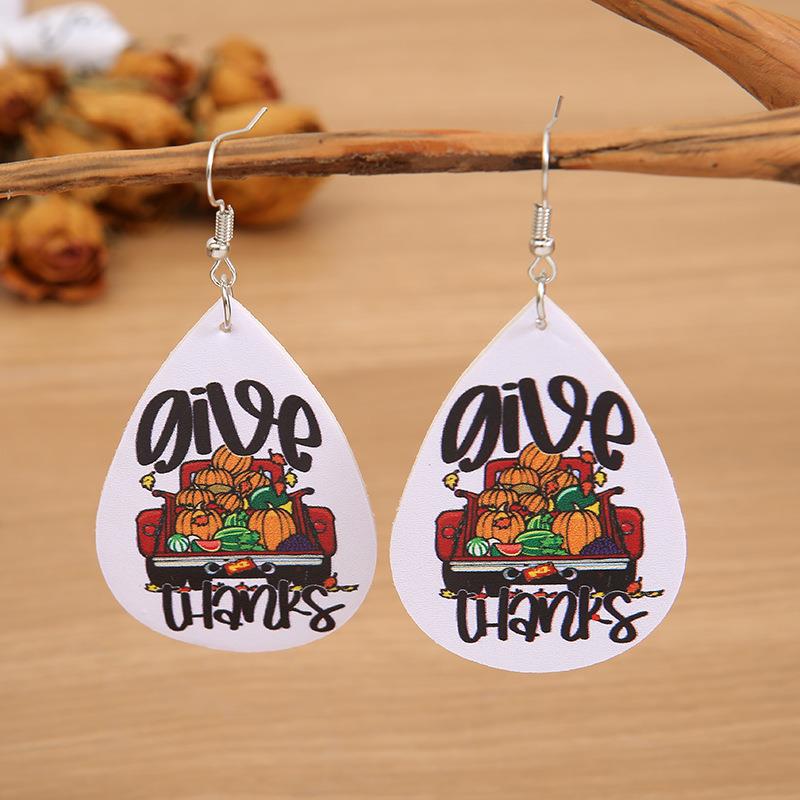 Charming Earring for Any Occasion