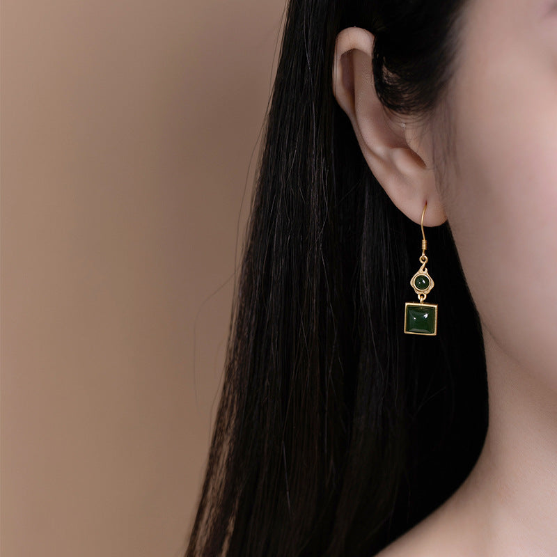 Beautiful Gold Earring with Unique Style