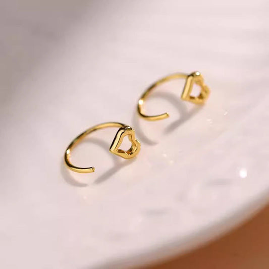 Classic Earring with Timeless Appeal