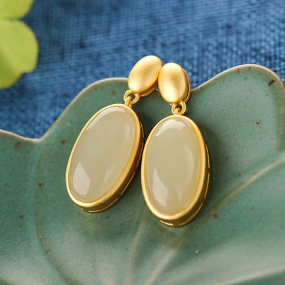 Stunning Gold Earring for Daily Wear