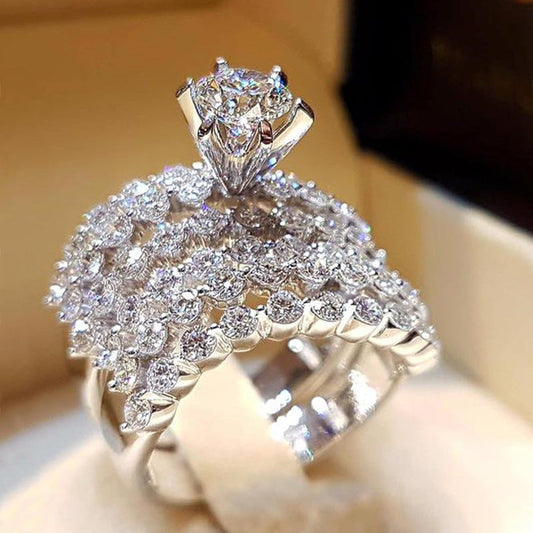 Beautiful Set with Unique Style