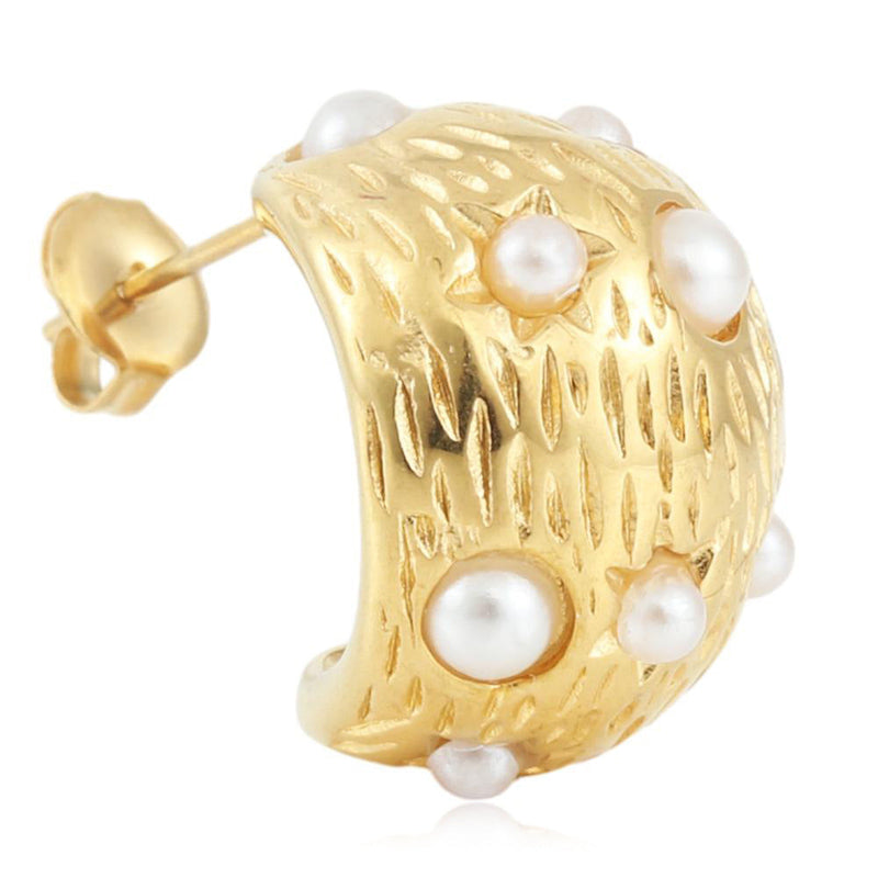 Elegant Gold Earring for Every Occasion