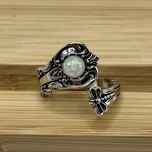 Classic Ring with Timeless Appeal
