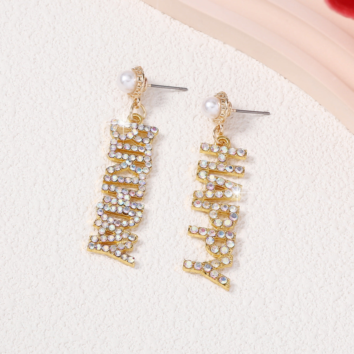 Romantic Pearl Earring for Special Moments