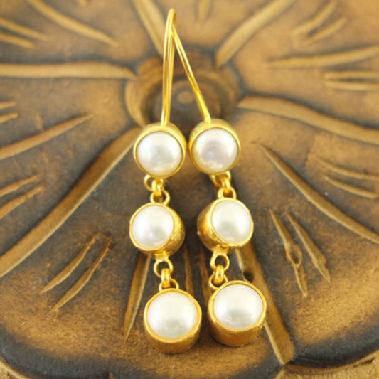 Charming Pearl Earring for Any Occasion
