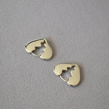 Classic Silver Earring with Timeless Appeal