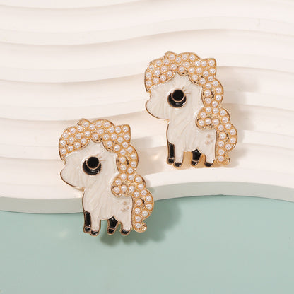 Classic Pearl Earring with Timeless Appeal