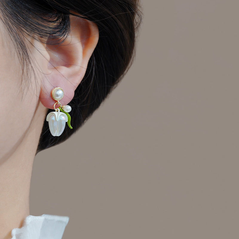 Classic Earring with Timeless Appeal
