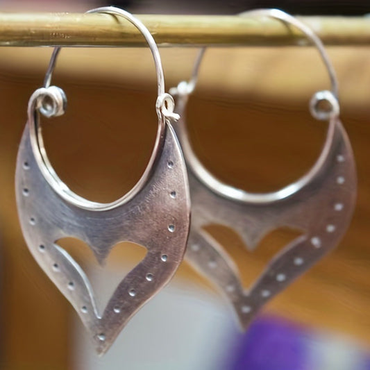 Charming Earring for Any Occasion