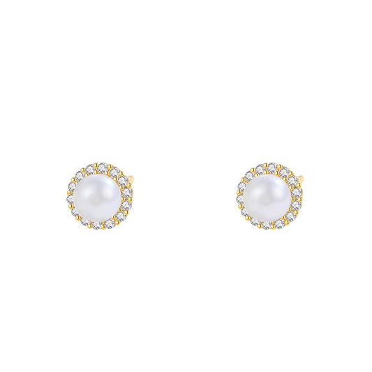 Stunning Pearl Earring for Daily Wear