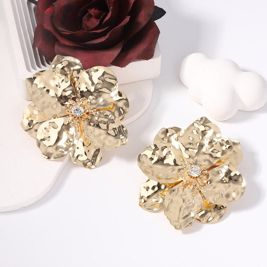 Romantic Earring for Special Moments