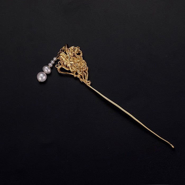 Beautiful Gold Piece with Unique Style