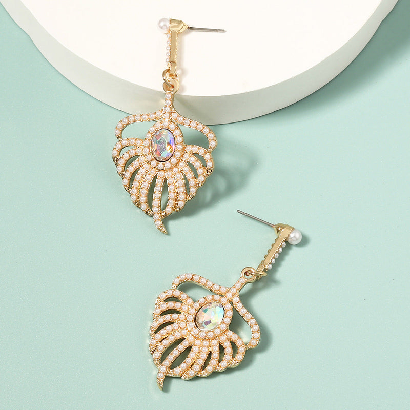 Romantic Pearl Earring for Special Moments