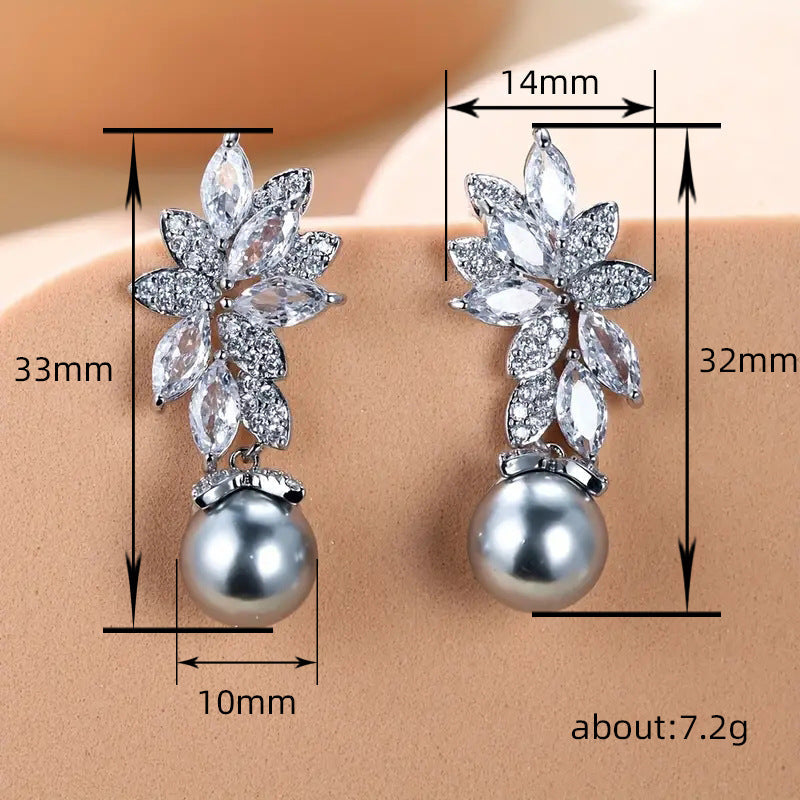 Beautiful Pearl Earring with Unique Style