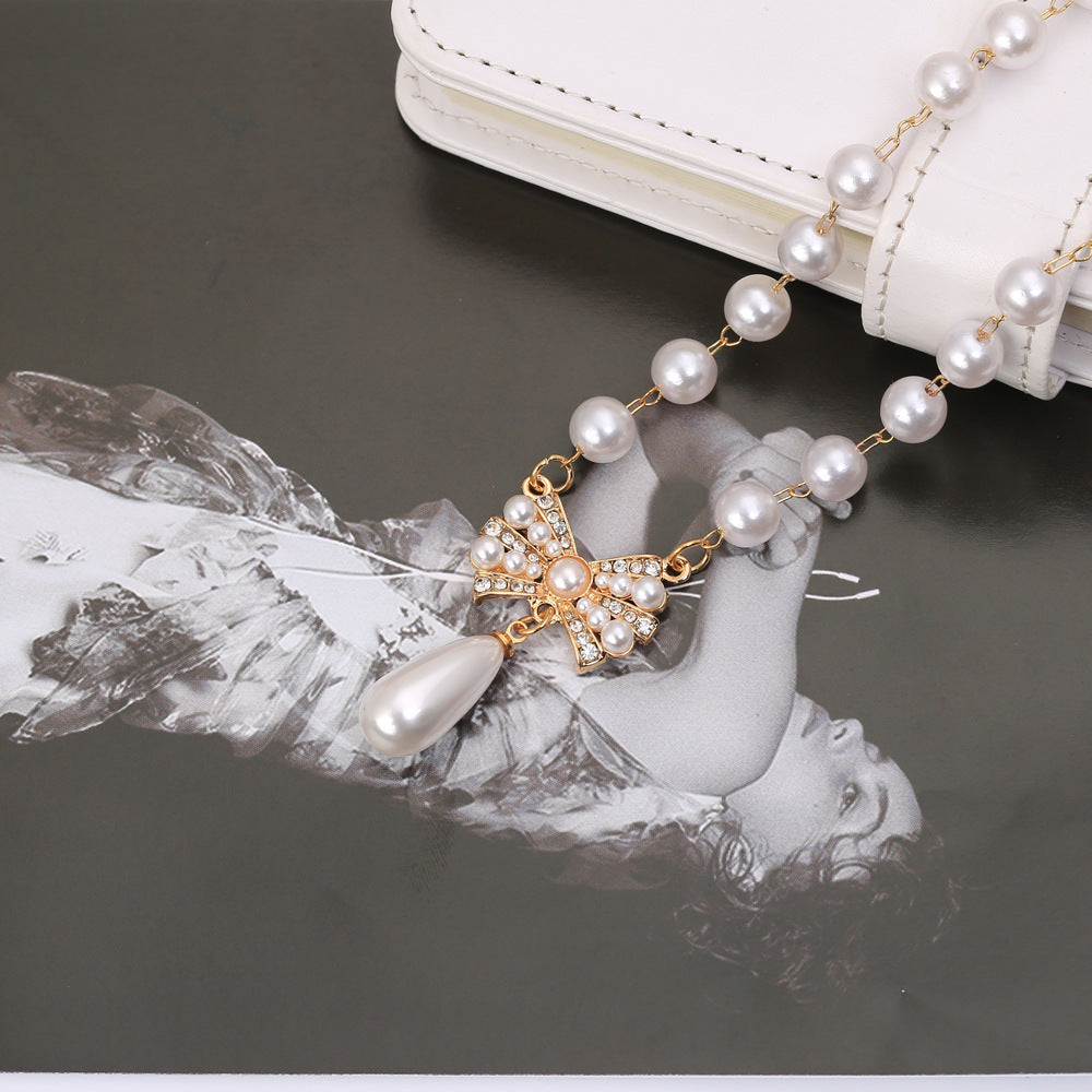 Romantic Pearl Necklace for Special Moments