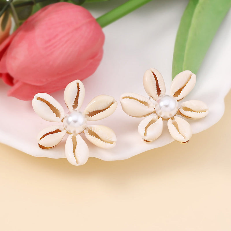 Delicate Artisan Pearl Earring