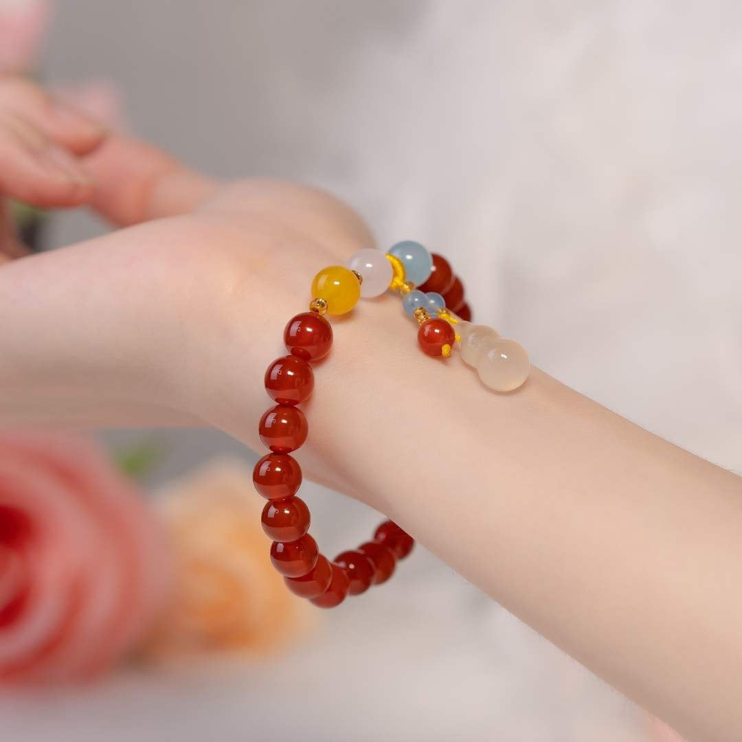 Beautiful Bracelet with Unique Style