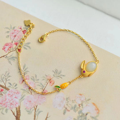 Charming Silver Bracelet for Any Occasion