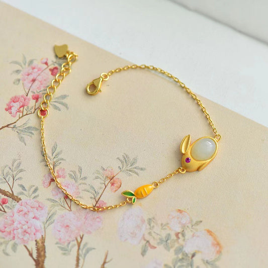Charming Silver Bracelet for Any Occasion