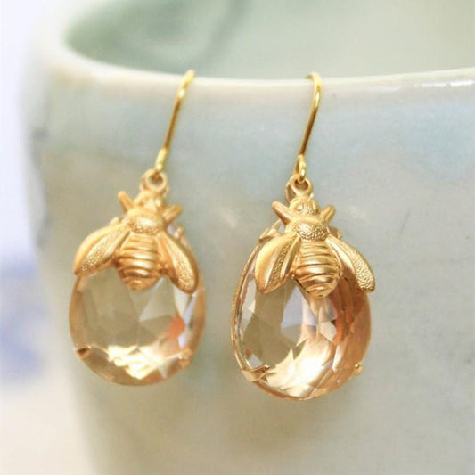 Stunning Gold Earring for Daily Wear