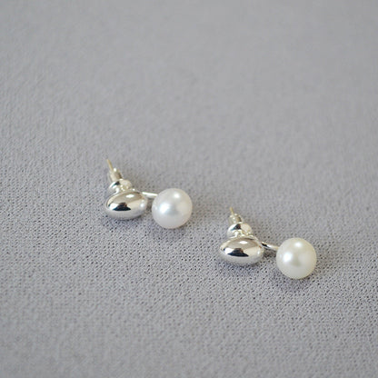 Beautiful Gold Earring with Unique Style