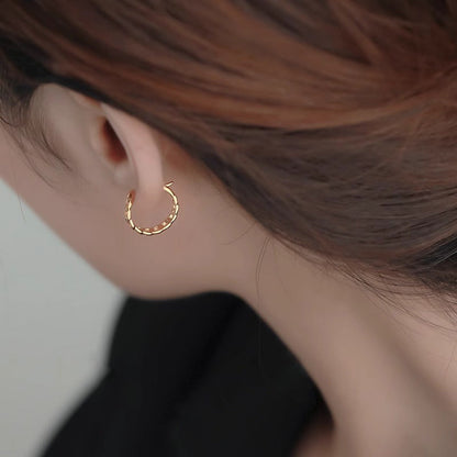 Beautiful Gold Earring with Unique Style