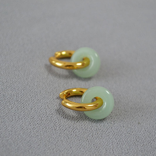 Romantic Gold Earring for Special Moments