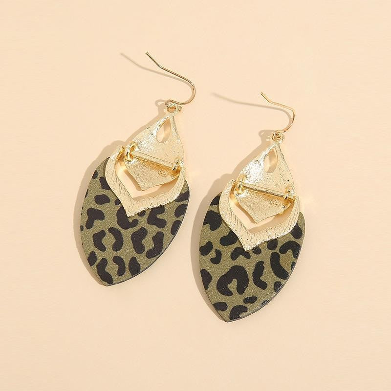 Stunning Earring for Daily Wear