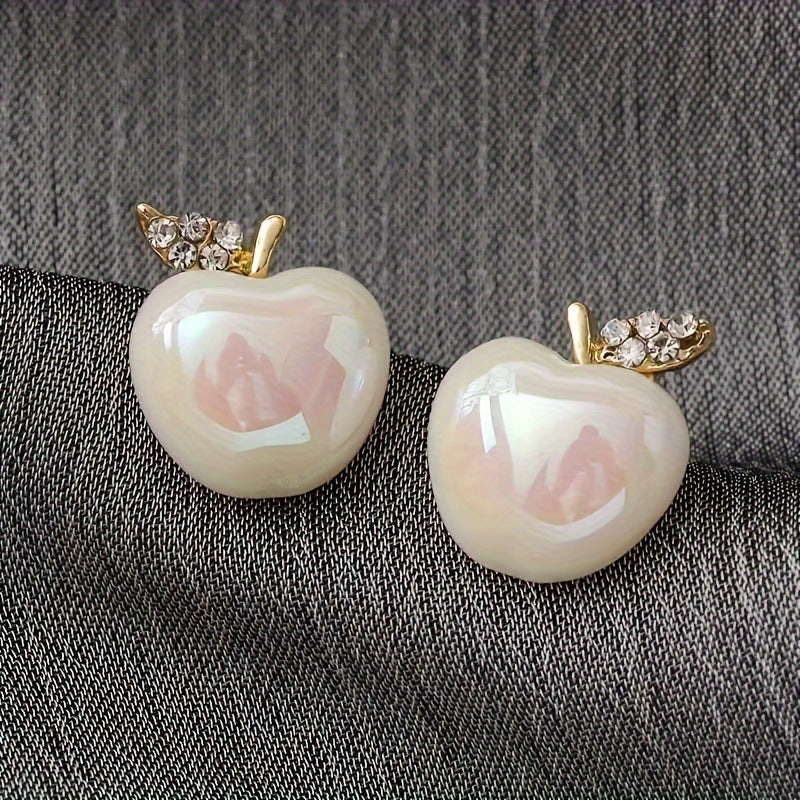 Charming Pearl Earring for Any Occasion